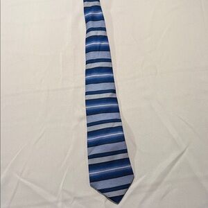 Elegant Navy Striped Men's Tie